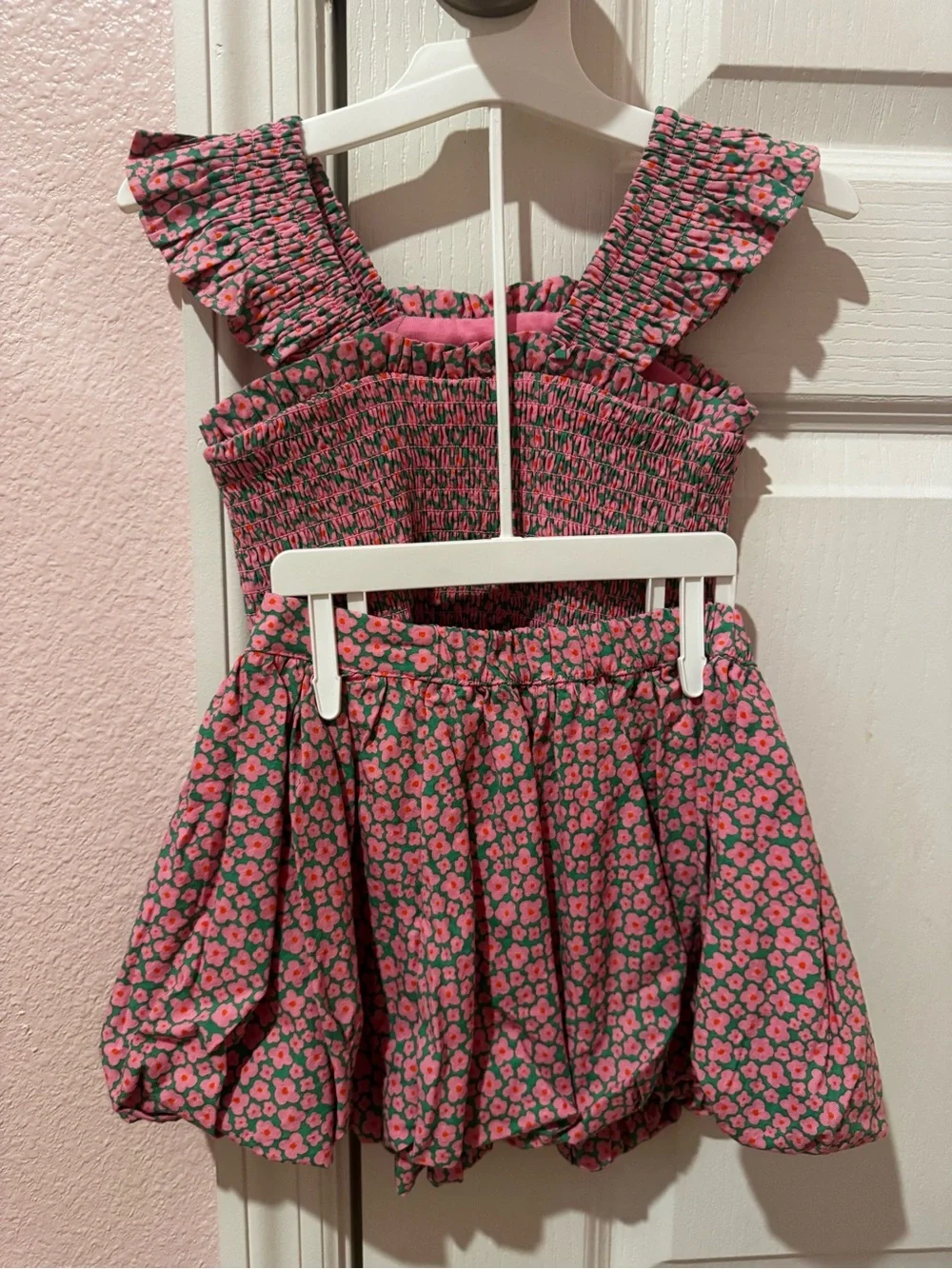 Cat & Jack Pink Floral matching set. With a bubble skirt